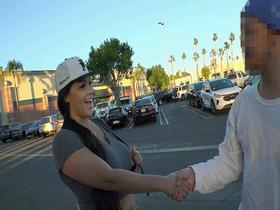 ロスで出会ったストリート育ちの爆乳プロレスラーと性器の一戦!アシュリー(24歳) サンプル動画サムネイル